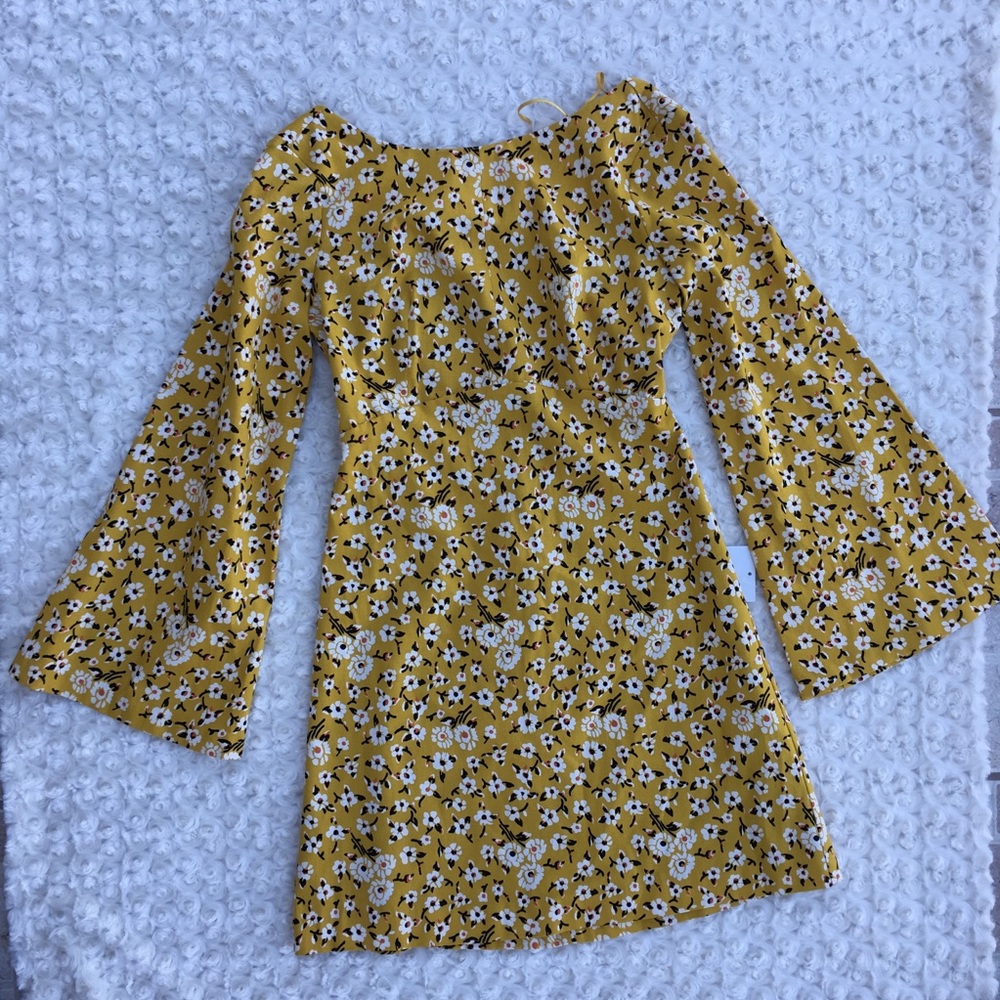 ZARA Trafaluc yellow floral shift dress - Picture 4 of 8